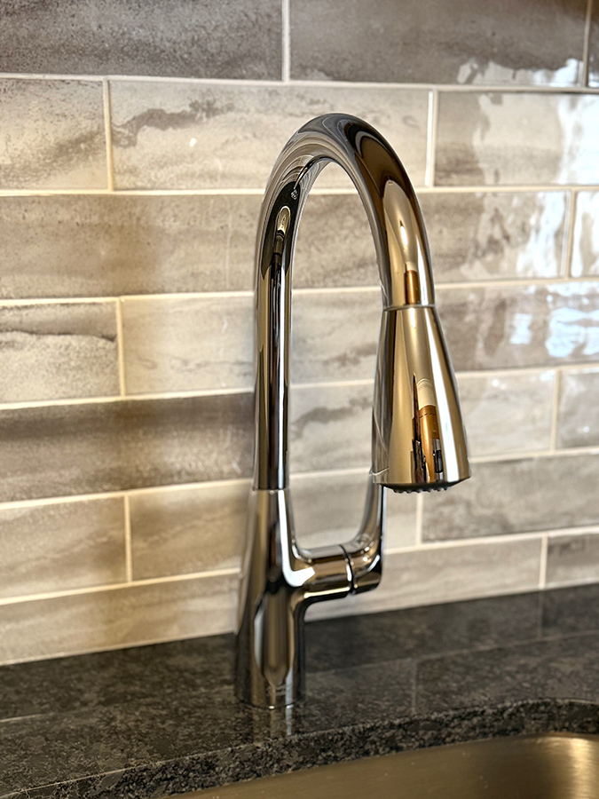 NG-1-Bed-Kitchen-web Faucet photo